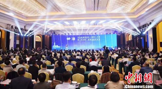 中小企業標準化(國際)大會暨“品字標”品牌成果發布會在浙江義烏舉辦?！∴嚰?攝